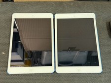 Lot of 2 Apple iPad 4th Gen A1489   Read  For Parts/Repair - Both Power On