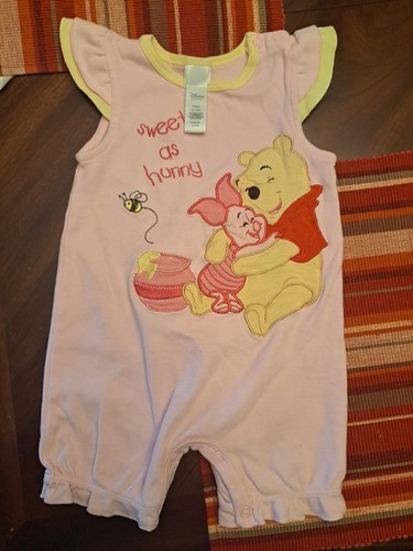 Vintage Disney Sz 12m. Piglet/Pooh Romper embroidered - Picture 1 of 8