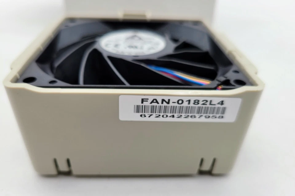 Supermicro FAN-0182L4 80x80x38 mm, 9.4K RPM, Hot-swappable Middle Cooling Fan - Image 3 of 4