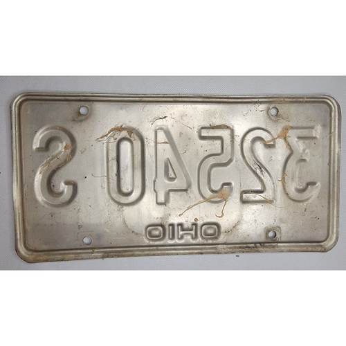 Collectable real metal license plate Vintage White and Red Ohio "32540 S" - Picture 2 of 2