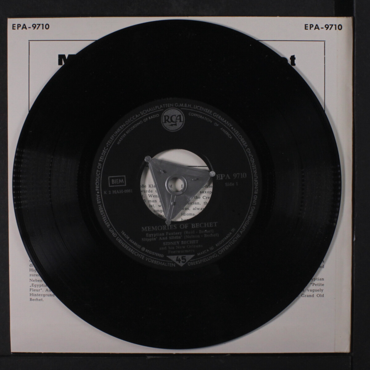SIDNEY BECHET: memories of bechet RCA 7