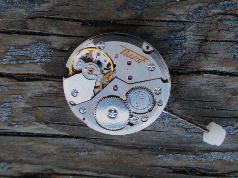 MOVEMENT TISSOT NEW LOST HOUR WHEEL FOR PARTS OR REPAIR