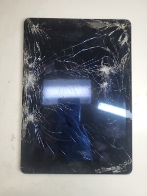 Apple iPad Air 2 9.7'' A1567 64GB Space Gray Unlocked - Read Details - 36 - 367Q