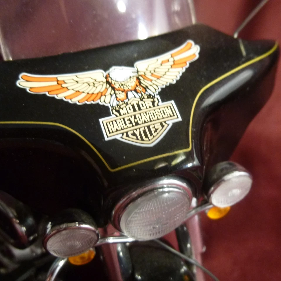 Franklin Mint - Harley-Davidson Motor Cycles Electra Glide FMPM 1976 Maßstab 1:10 - Bild 2 von 4