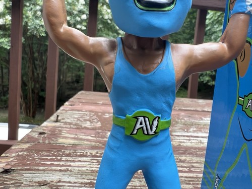 Ardillas Luchador Richmond Flying Squirrels Wrestler Bobblehead|Flagstop Carwash - Picture 10 of 24