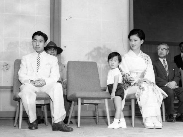 другие исторические реликвии Crown Prince Akihito