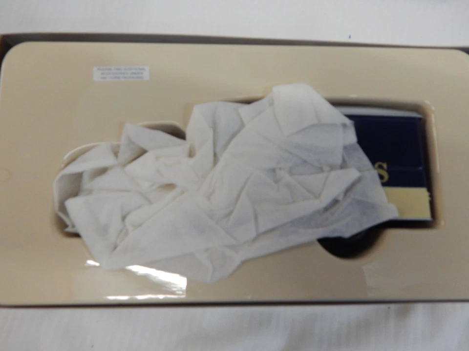 CORGI DIAMOND T620 BOX VAN GUINNESS 56404 BNIB 1:50 - Image 2 of 4