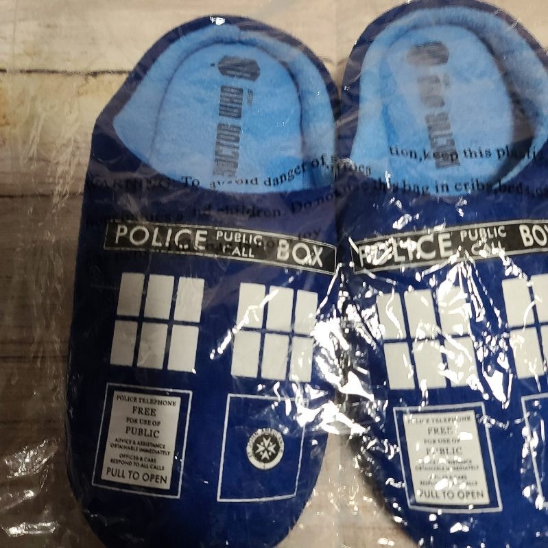 BBC Doctor Who Women's TARDIS Slippers - Blue Medium/10 - Fits Adult/Teens - NWT image 3