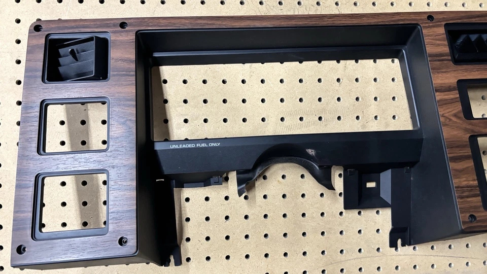 1987-1996 Dodge Dakota Cluster Dash Bezel Trim Panel Cup Holder Wood OEM 6635 - Image 3 of 4