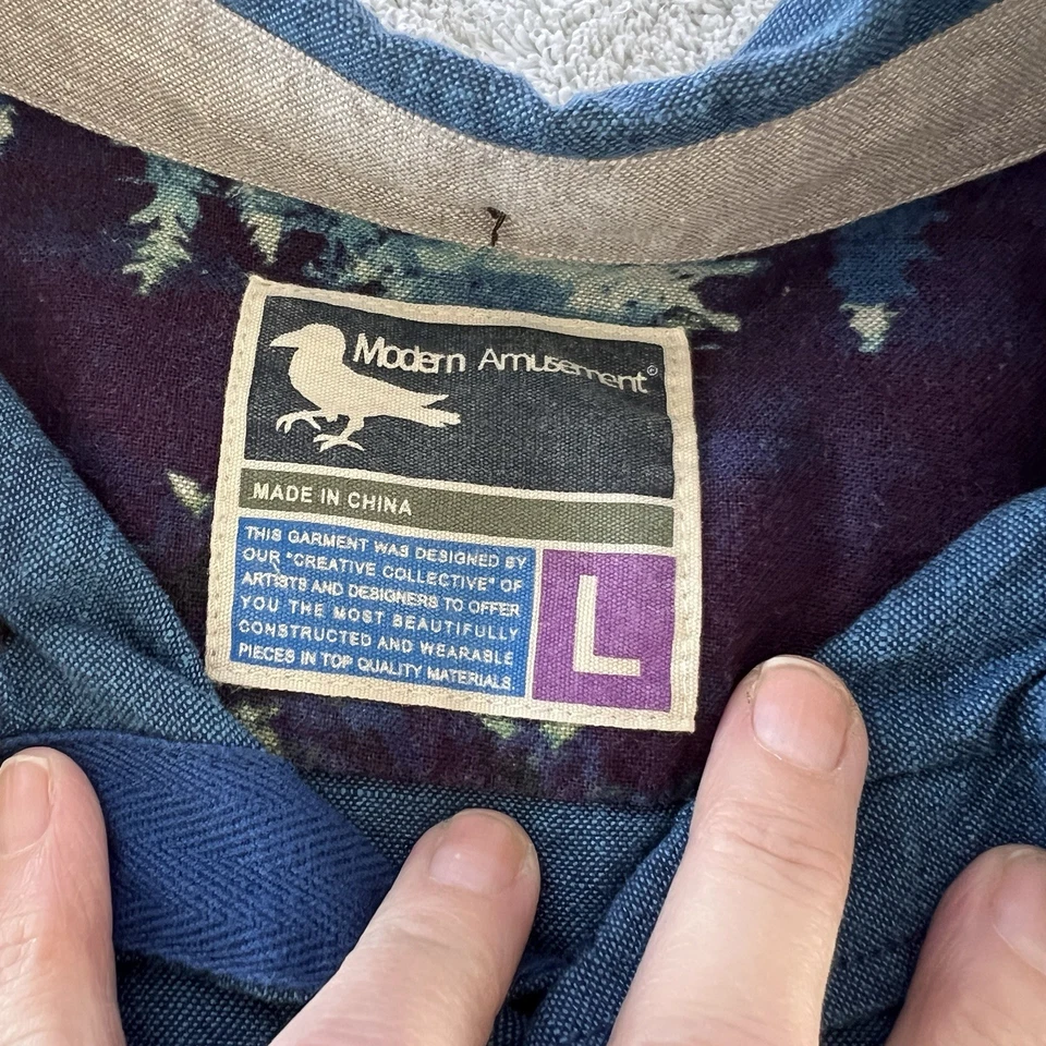 Camisa de Diversión Moderna Para Hombre Manga Grande Abotonada Árbol Real Bolsillo Shambrey Foto 3 de 4