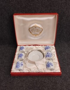 Rare Coffret Baptême Ou Mariage XIXe Avec Verre Biseauté Et Poupée De Cire