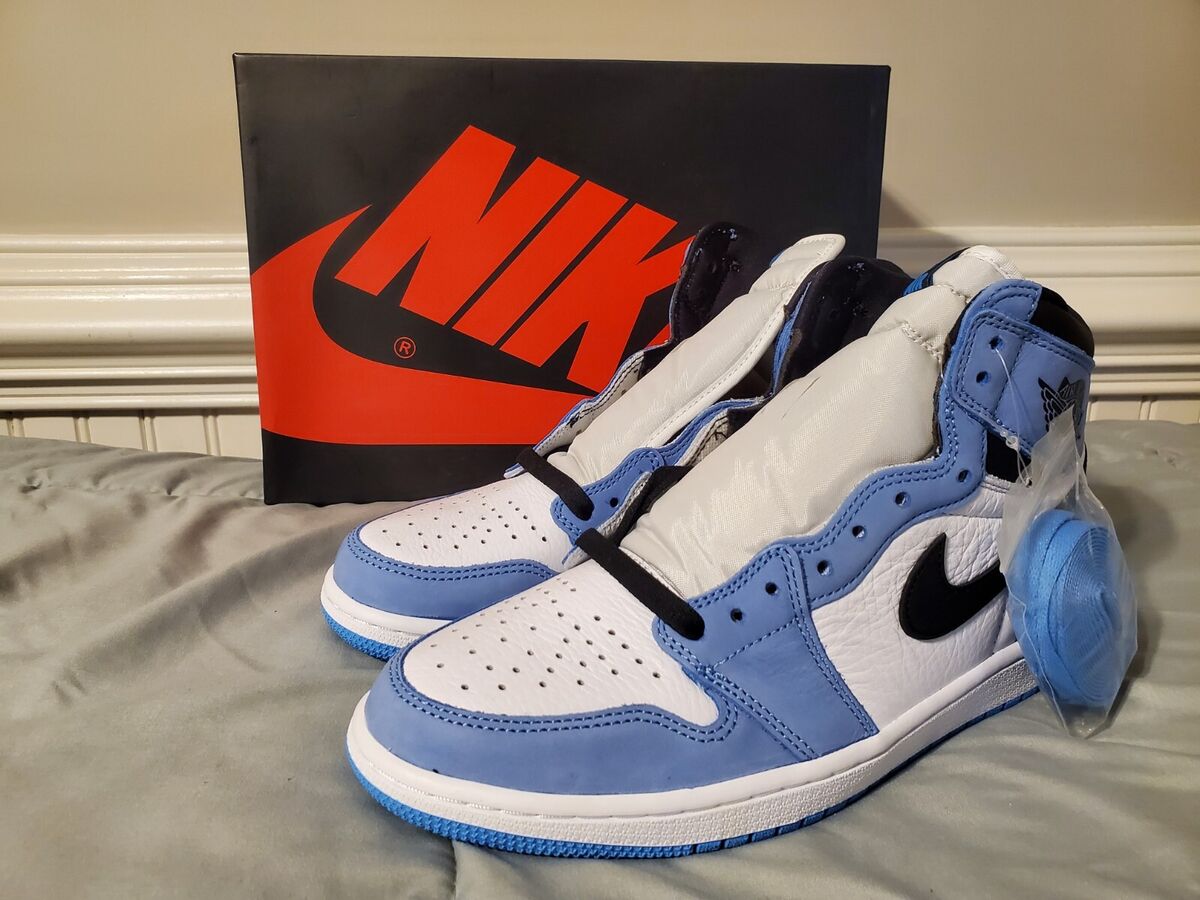 Air Jordan 1 Retro High OG University Blue