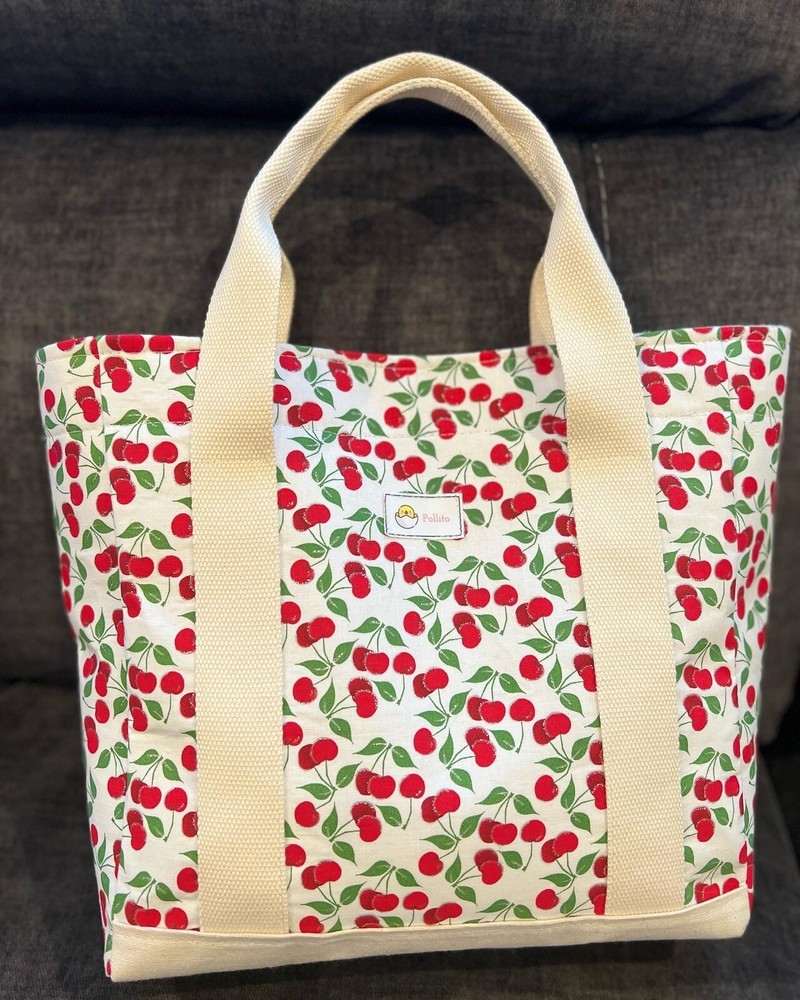 Stylish Durable Canvas Tote Bag for Everyday Use