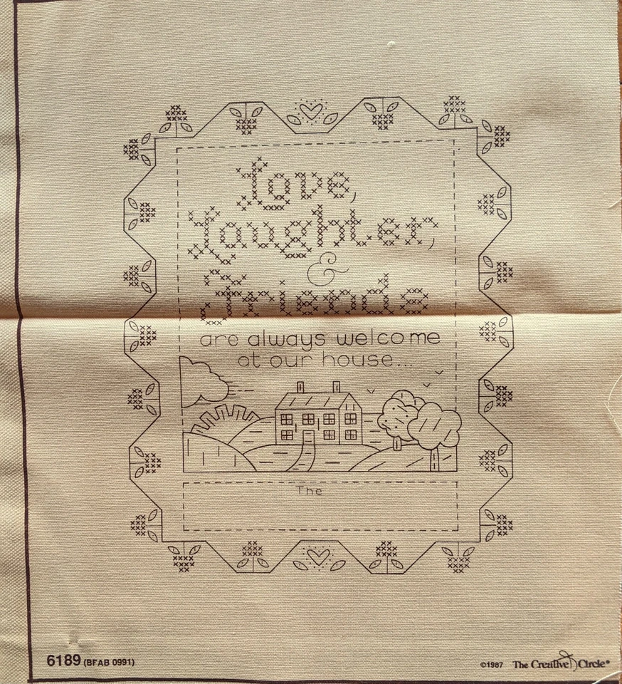 Kit de bordado de letreros Inn Keepers Love Laughter Friends Welcome Creative Circle Foto 3 de 4