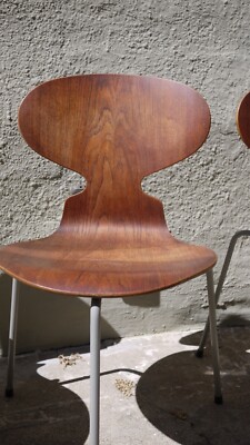 2 x Arne Jacobsen Ant Chair 1952 * First Edition * RARE Vinyl 2 x Arne Jacobsen Ant Chair 1952 * First Edition * RARE Vinyl