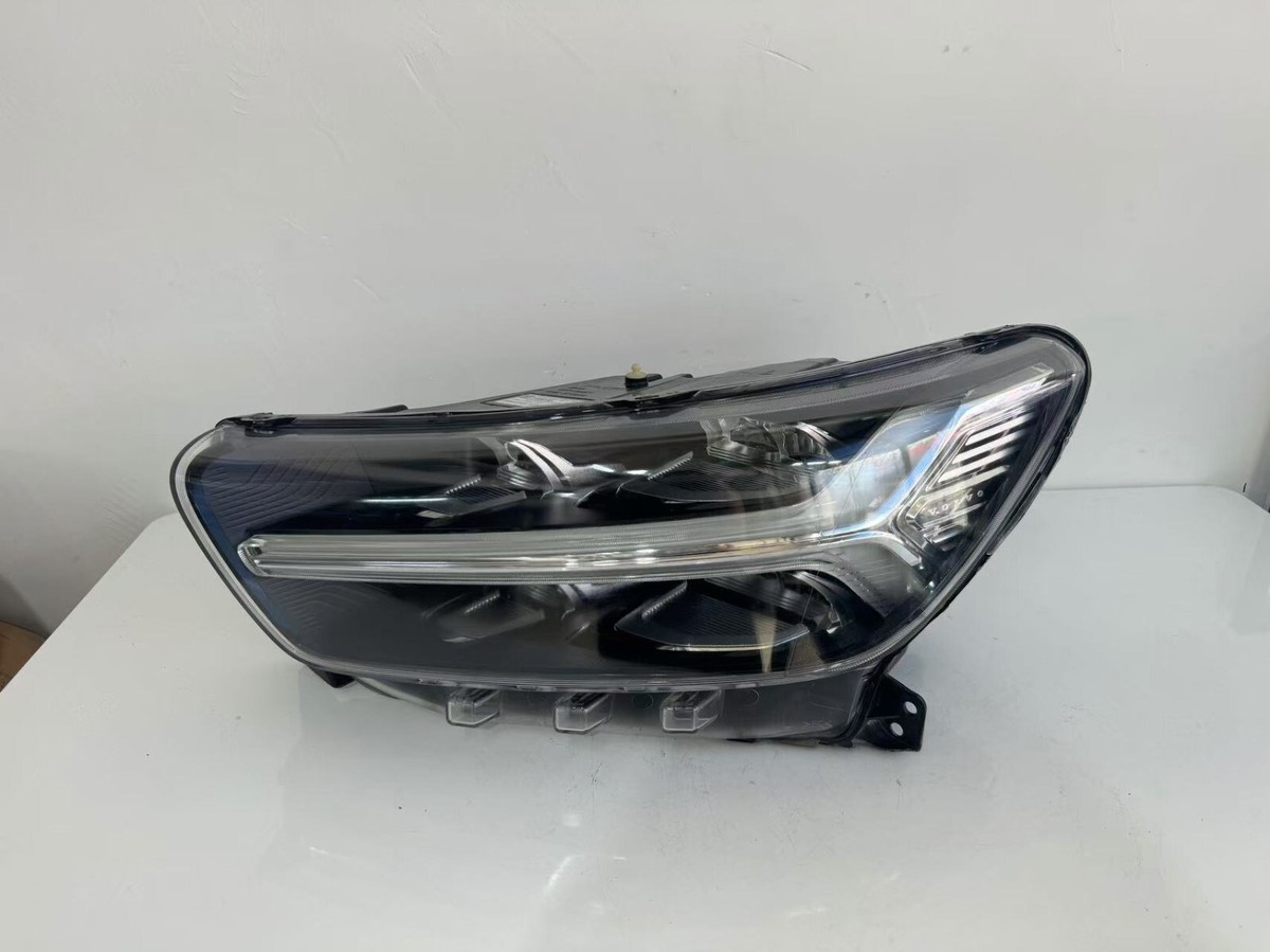 Volvo XC40 LED left headlight 2020-2021 EU version 31655986