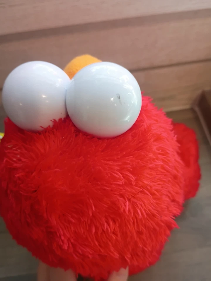 Sesame Street Rock And Rhyme Elmo Talking Singing Stuffed Animated Toy 2020!! - Image 2 of 3