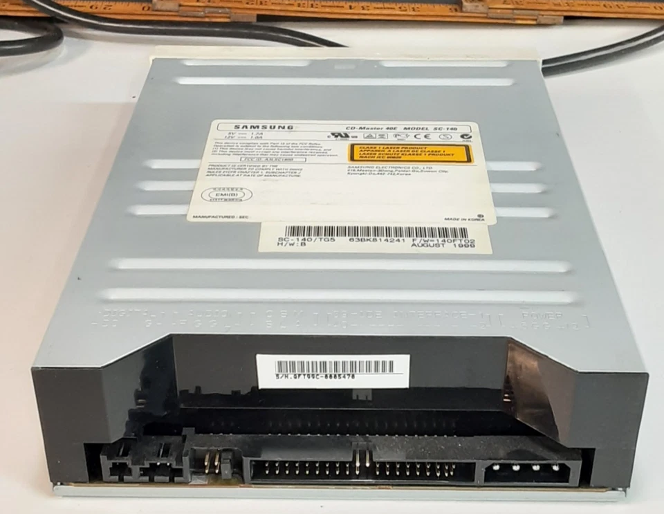 Samsung CD-Master 40E Model SC-140 CD-ROM IDE Computer PC Drive - CREAM BEZEL - Image 3 of 4