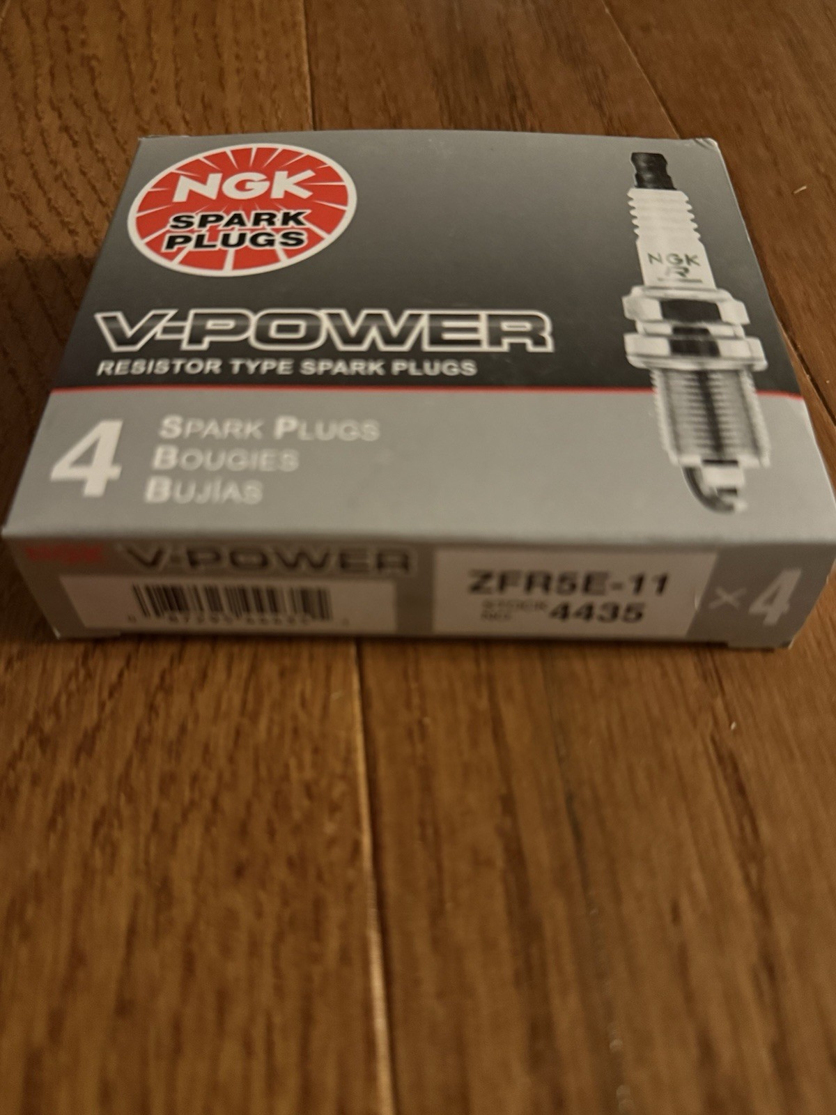 4 New NGK V Power Spark Plugs ZFR5E-11 4435