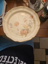 2 Mikasa Heritage 2017 Samantha Dinner Plates Ivory with Flowers and Brown Trim