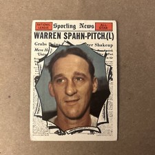 1961 Topps Baseball Warren Spahn Milwaukee Braves Card #589