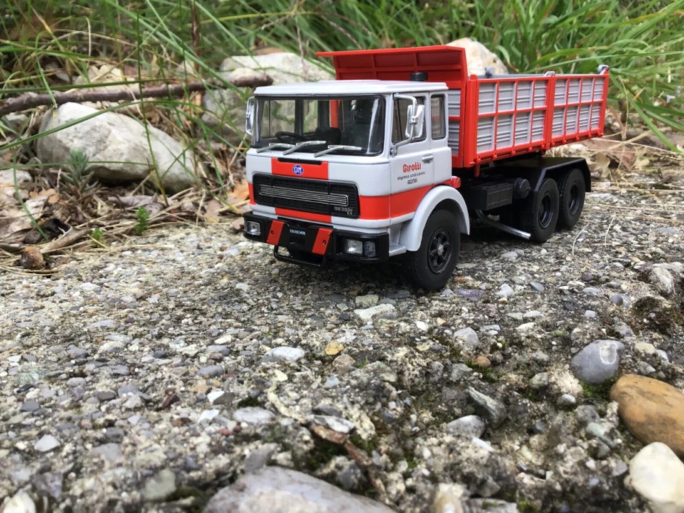 Camion Epoca Vintage Truck FiAT OM 300 P 6X4 1974 "GiROTTi" CAMiON TRUCK 1/43 - Immagine 2 di 4