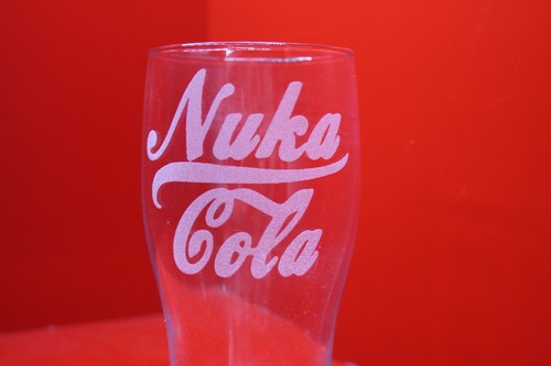 Vidrio de pinta grabado láser logotipo de Nuka-Cola Fallout 3 4 New Vegas Nuka Cola - Imagen 3 de 6