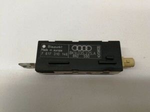 Audi A4 S4 B8 8K 2009 Linke Antenne Verstärker ROC7845