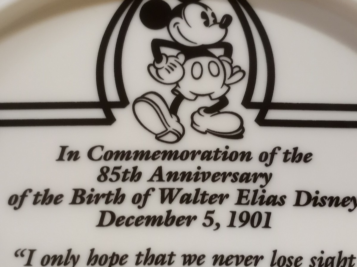 ディズニー　シリアルナンバーカード s-l1200.jpg