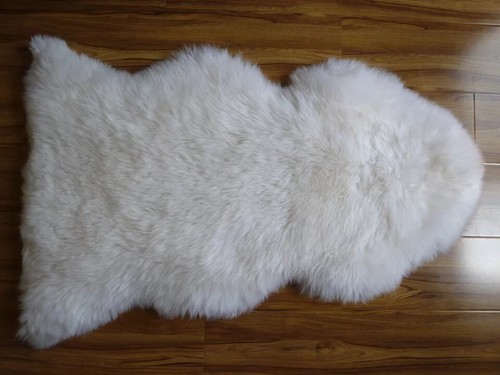 Australian/New Zealand Luxury Sheepskin Lambskin SECOND-GRADE Rug - Picture 2 of 4