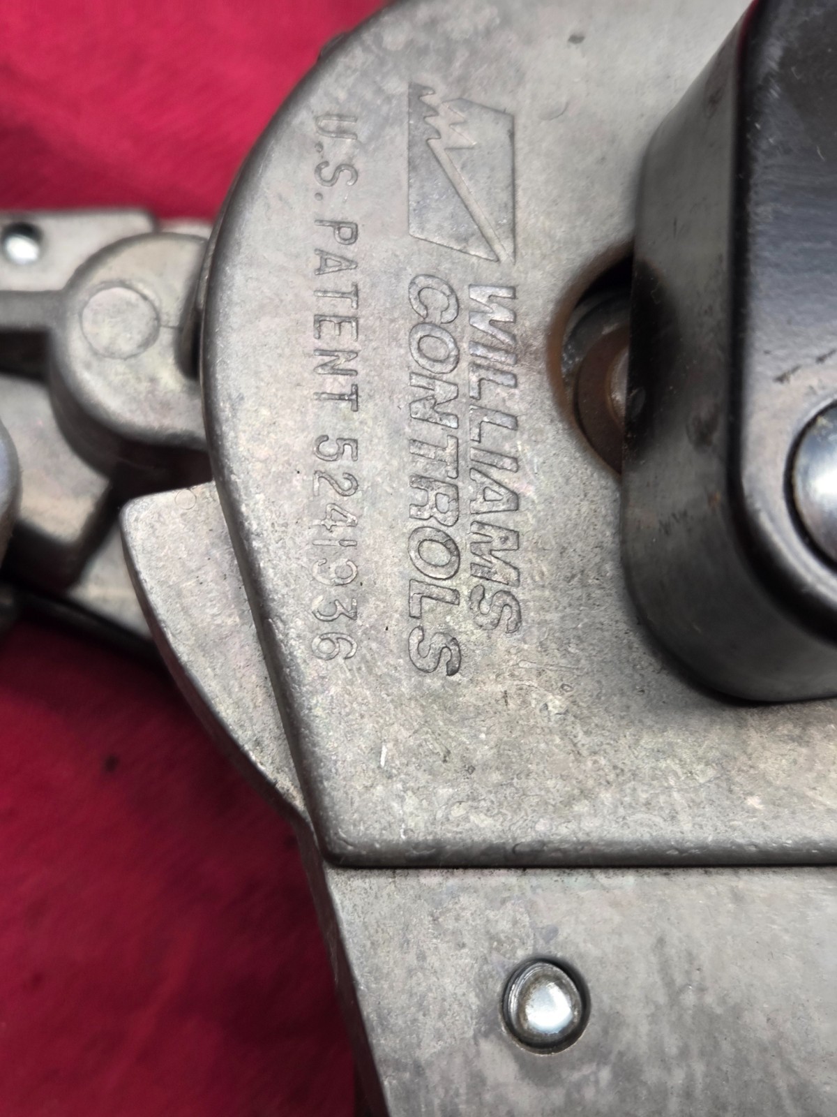 KW  FUEL, ACCELERATOR Throttle Pedal CAT 204 7950 01,  WILLIAMS CONTROL  SENSOR