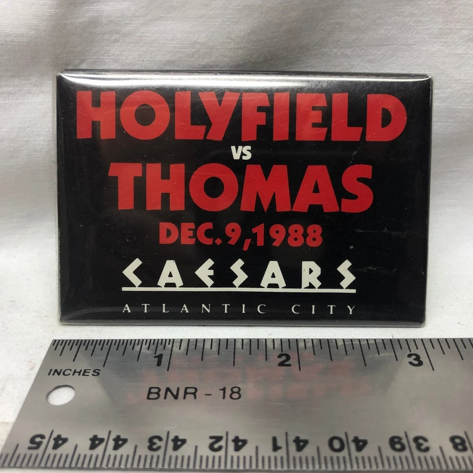 Pin de lucha vintage Holyfield vs Thomas 9 de diciembre de 1988 Caesars Atlantic City Foto 4 de 4