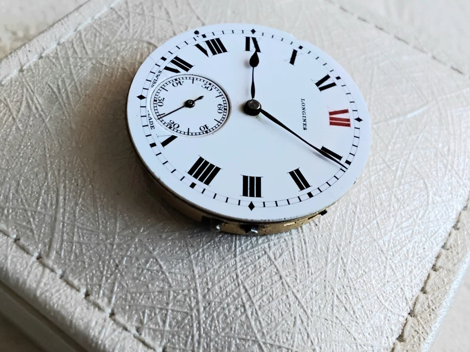 Movimiento reloj Longines suizo para piezas, restauración, cal. 13,34, 12 en rojo Foto 2 de 4