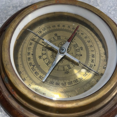 #ad VINTAGE MARITIME BRASS FOURWAY 6quot; SUNDIAL COMPASS NAUTICAL ON WOOD BASE 508 $38.99
