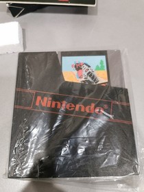 Mach Rider NES Original Game CIB 5 Screw Cart. Nintendo