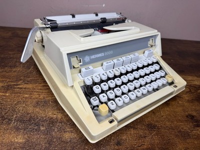 Nice! Serviced 1979 Hermes 3000 3rd Gen Boxy Portable Typewriter Techno Elite
