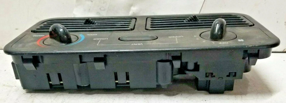 Nissan Quest 1993-1998 climatizador trasero con rejillas de ventilación Foto 4 de 4