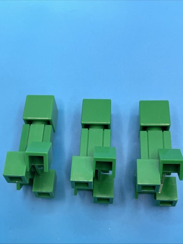 Lego Minecraft Creeper Lot of 3 Minifigures - Picture 2 of 4