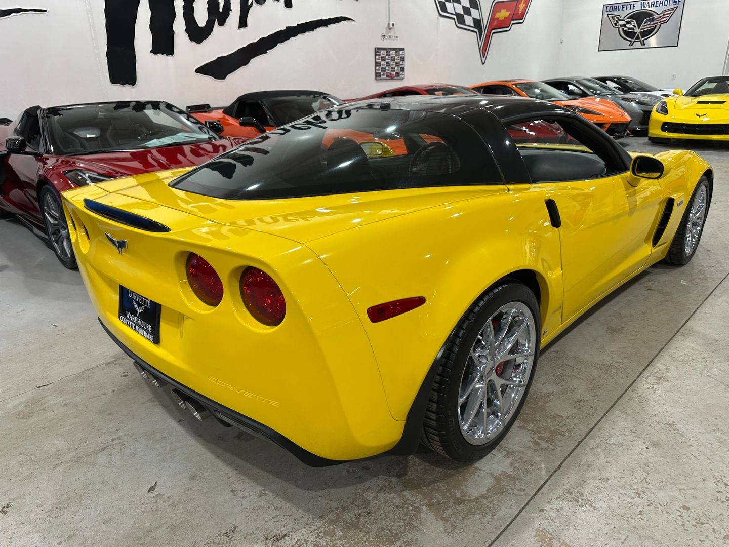 2009 [45U] Velocity Yellow Tintcoat Chevrolet Corvette   | C6 Corvette Photo 9