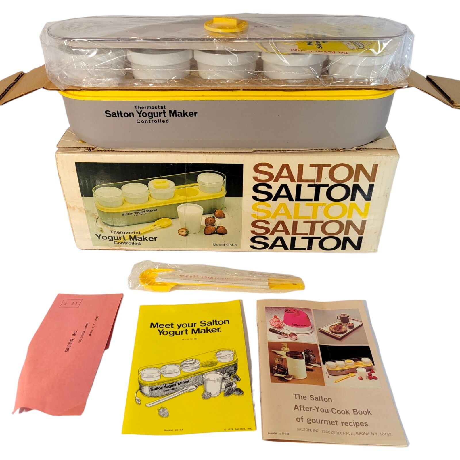 Salton Yogurt Maker Thermostat Controlled Model GM5W Never Used in Box