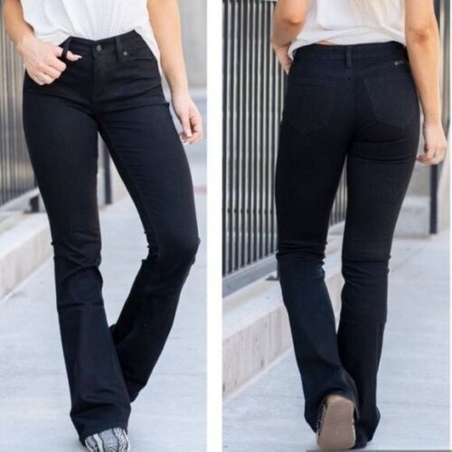 29 KanCan Black Bootcut Jeans 31 x 34