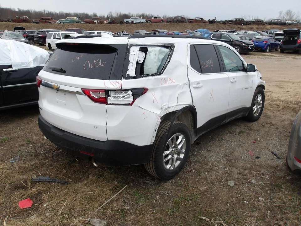 Brazo de control inferior inferior delantero derecho usado se adapta a: Chevrolet Traverse Fro 2019 Foto 3 de 4
