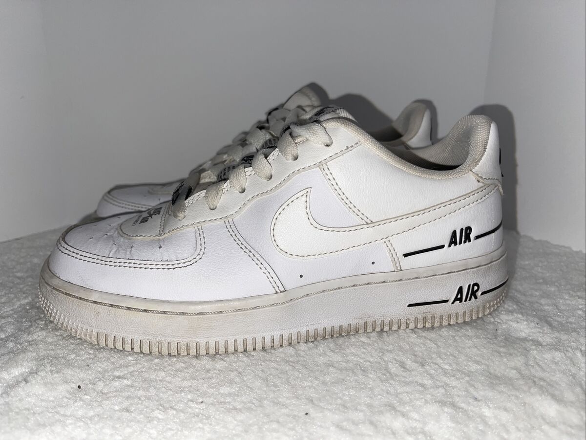 Nike Air Force One LV8 Double Air Swoosh Overbranding Sz 4.5y CJ4092-100  White