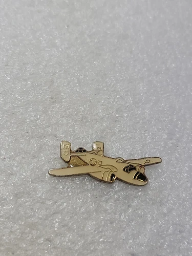 WW2 US Army Air Force USAAF Military Bomber Plane Enamel Lapel Pin Rubber Back