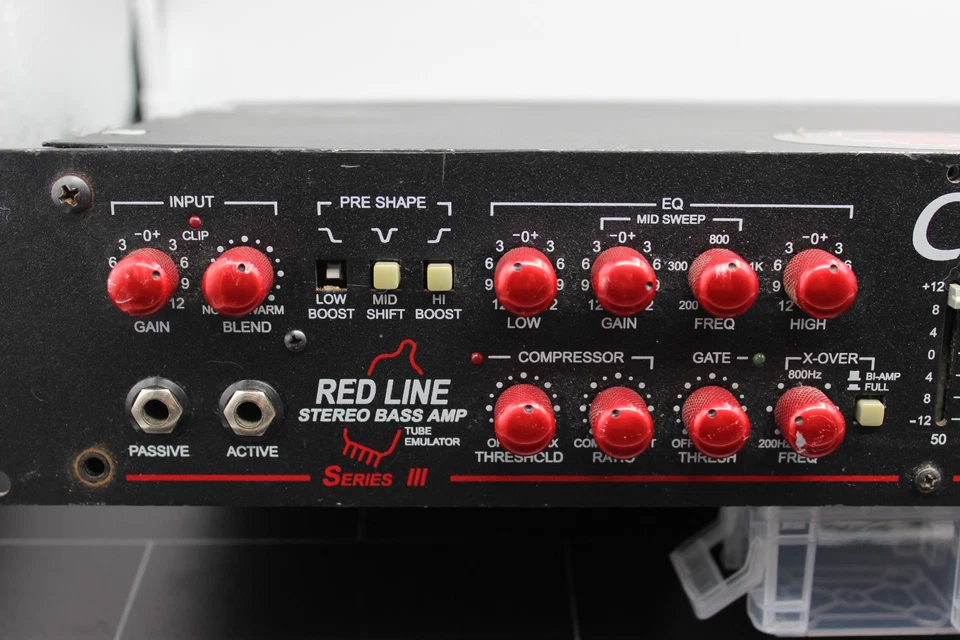 Carvin R600 Red Line Serie 3 - Usado - Encendido, para piezas o reparación. Foto 2 de 4