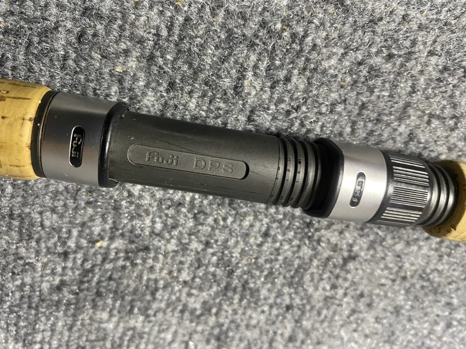 G Loomis GL2 STR 1025S Spinning Rod 8'6" MED-HEAVY 8-17 Lb 3/8- 1 oz BEAUTY - Image 4 of 4