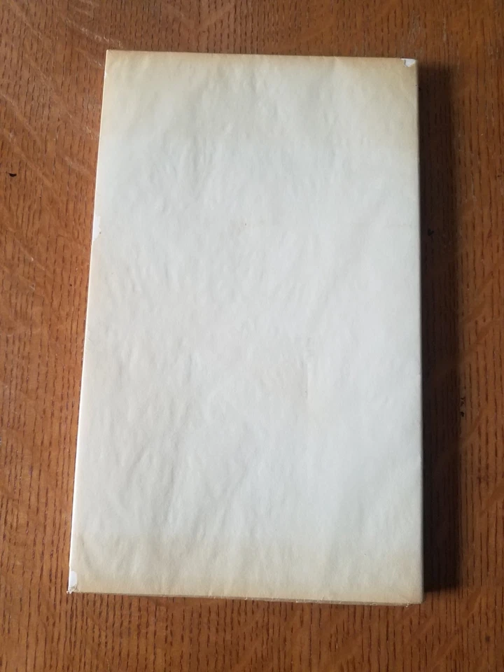 Christian Boltanski: Diese Kinder Suchen Ihre Eltern 1st 1994 museum catalog VG+ - Image 2 of 4