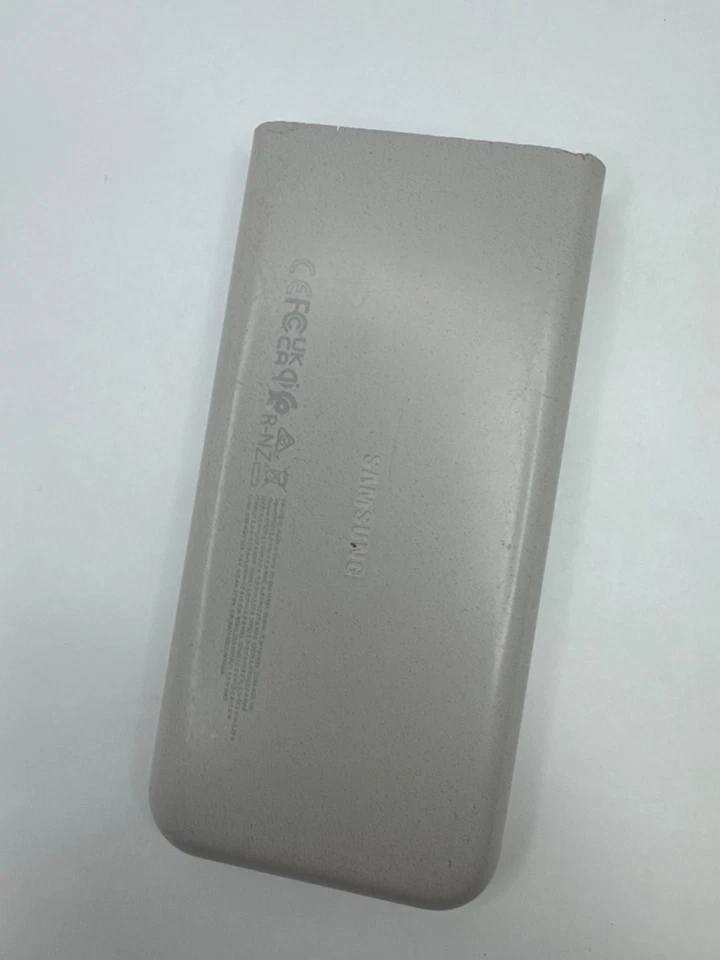 Batería inalámbrica Samsung 25W carga súper rápida 10.000 mAh 2 puertos alimentación PD Foto 2 de 4