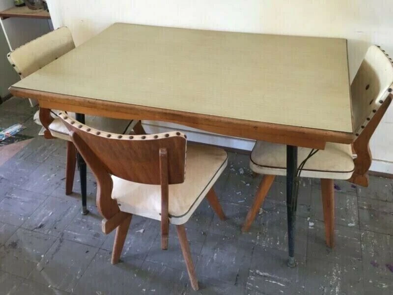 Small Vintage Retro Dining Table And 3 Chairs Small Vintage Retro Dining Table And 3
