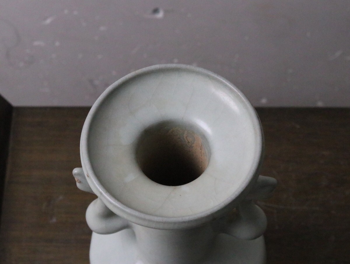 元朝龍泉双耳環付瓶 官窑龙泉双耳瓶，高23厘米 | eBay